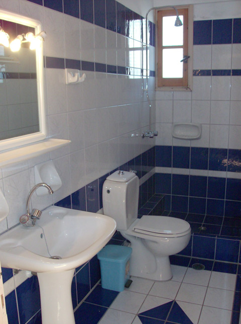 Studios - Bathroom